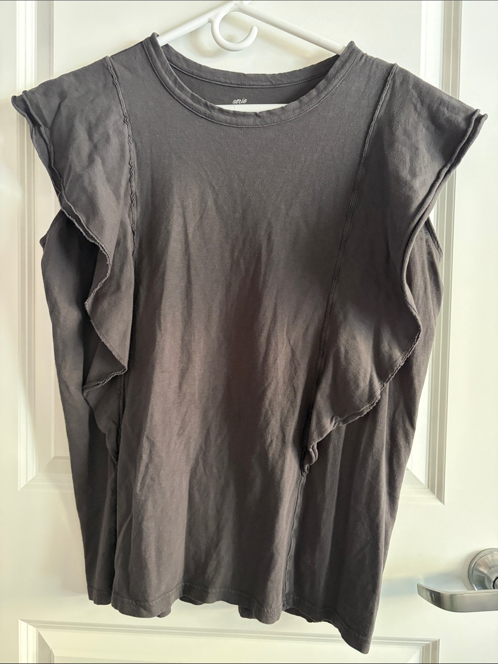 Aerie Flutter Sleeve T-shirt in Dark Gray